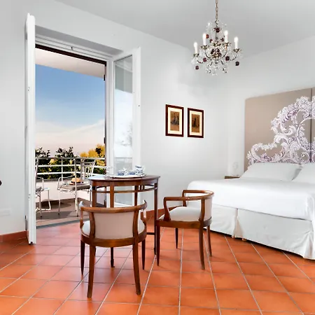 Oriana Relais 3*