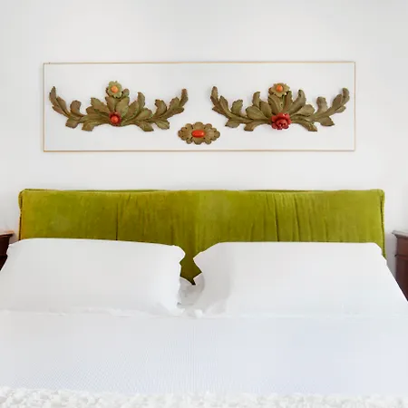 Oriana Relais 3*