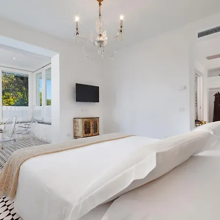 Oriana Relais Bed & Breakfast 3*