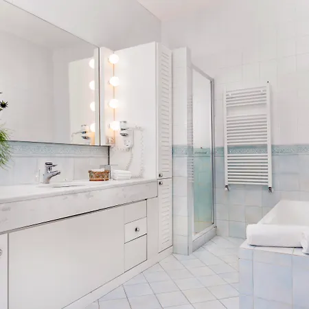 Oriana Relais