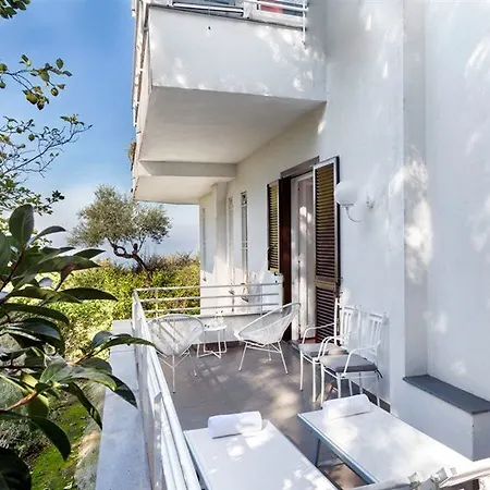 Oriana Relais 3*
